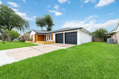 12339 Huntington Field Drive Houston TX 77099