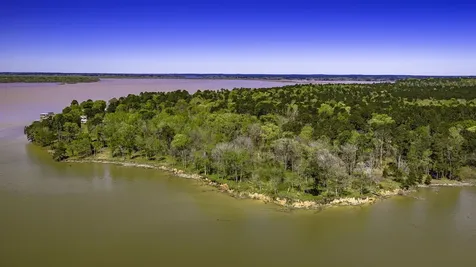 2405 Barretts Landing Road Trinity TX 75862