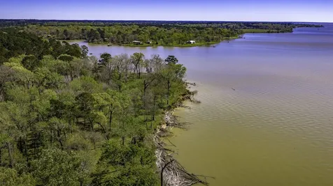 2405 Barretts Landing Road Trinity TX 75862