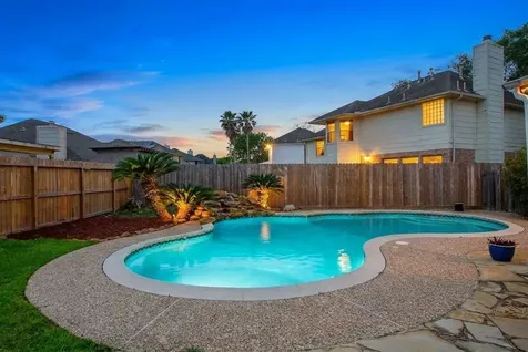 1808 Oakland Circle Pearland TX 77581