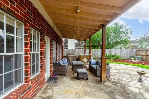 1808 Oakland Circle Pearland TX 77581