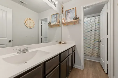 979 Crossing Drive Bryan TX 77803
