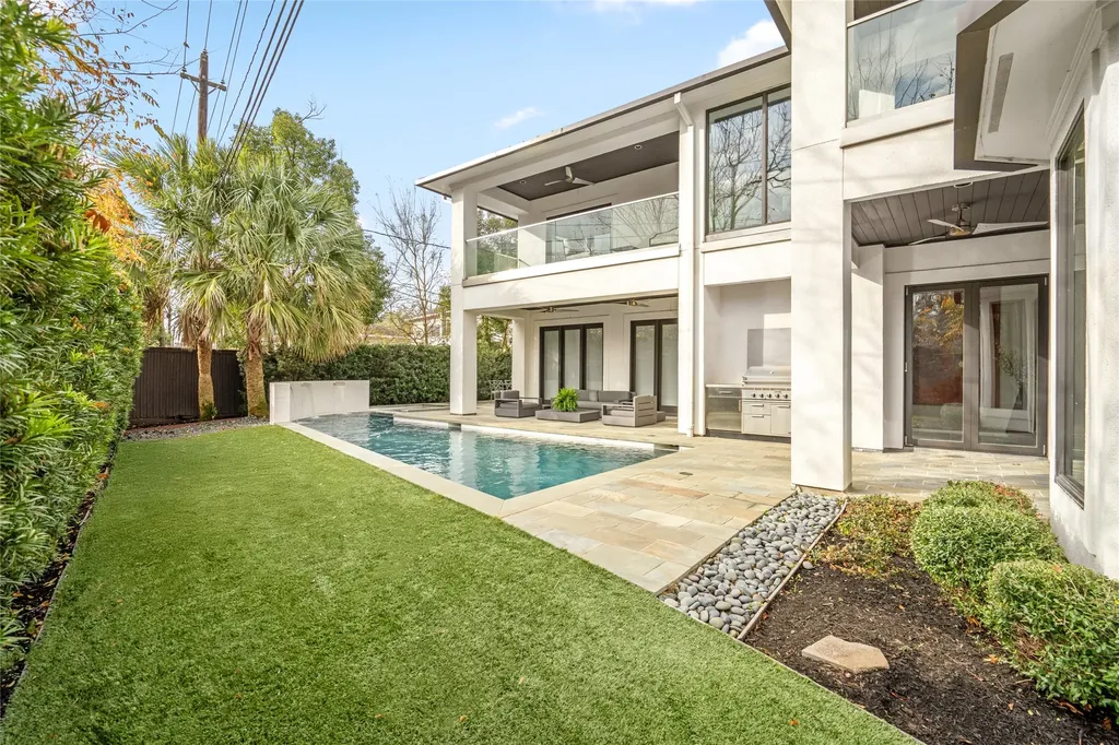 3703 Wroxton Road West University Place TX 77005