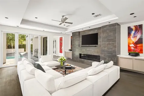 3703 Wroxton Road West University Place TX 77005