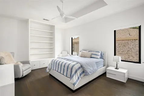3703 Wroxton Road West University Place TX 77005