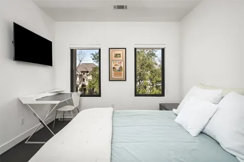 3703 Wroxton Road West University Place TX 77005
