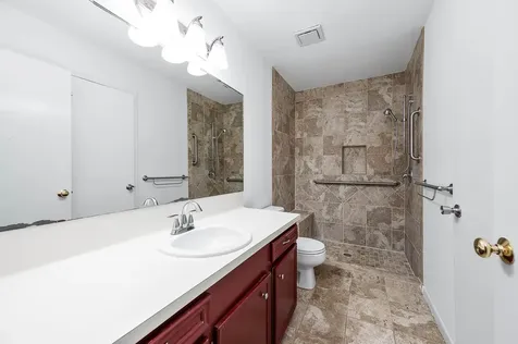 720 S Remington Drive Angleton TX 77515