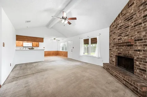 720 S Remington Drive Angleton TX 77515