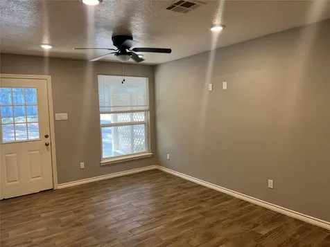 2375 Virginia Court B Montgomery TX 77316