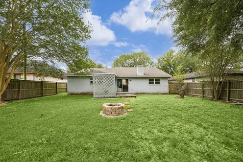2907 Arkansas Avenue Dickinson TX 77539