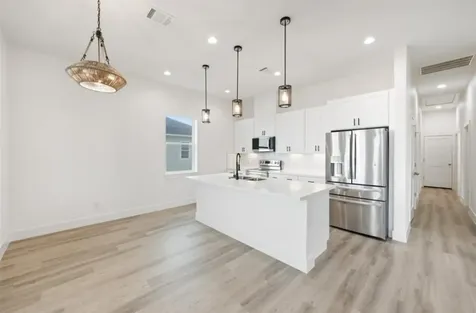 22805 Miramar Circle Galveston TX 77554