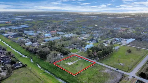 12033 Bedford Street Houston TX 77031