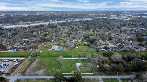 12033 Bedford Street Houston TX 77031
