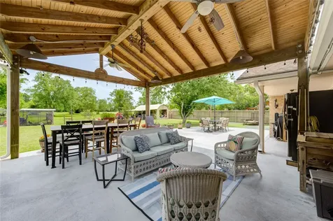 2465 Ryan Drive Alvin TX 77511