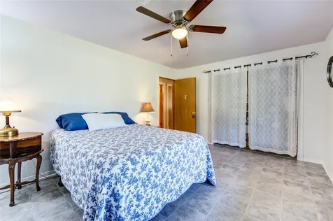 2465 Ryan Drive Alvin TX 77511