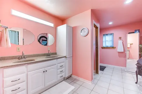 2465 Ryan Drive Alvin TX 77511