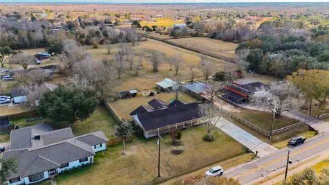 2465 Ryan Drive Alvin TX 77511