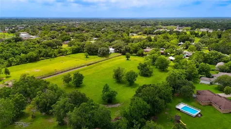 2465 Ryan Drive Alvin TX 77511