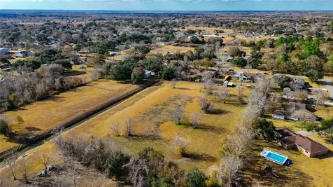 2465 Ryan Drive Alvin TX 77511