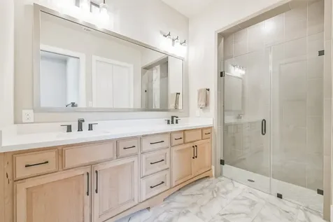 208 N Opulent Drive Montgomery TX 77316