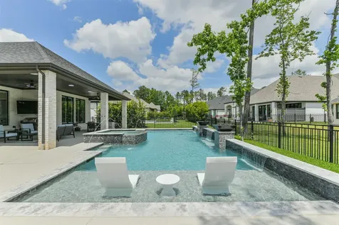208 N Opulent Drive Montgomery TX 77316