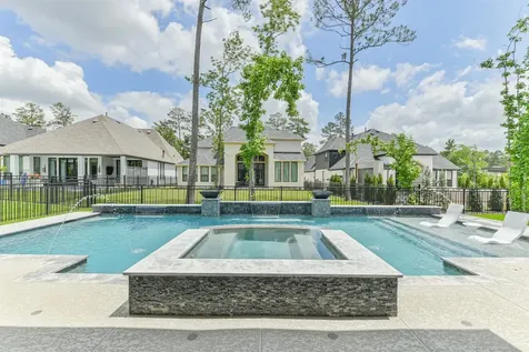 208 N Opulent Drive Montgomery TX 77316