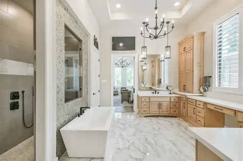 208 N Opulent Drive Montgomery TX 77316