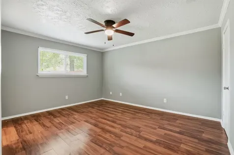 614 Leicester Lane Houston TX 77034