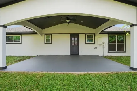 614 Leicester Lane Houston TX 77034