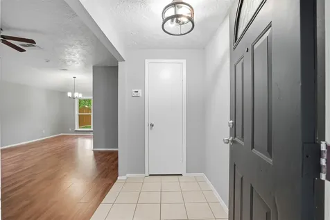 614 Leicester Lane Houston TX 77034