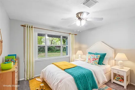 1207 Yorkshire Drive Friendswood TX 77546