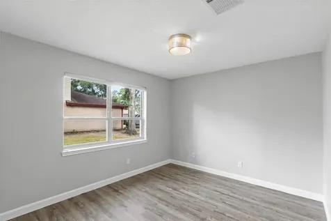 1207 Yorkshire Drive Friendswood TX 77546