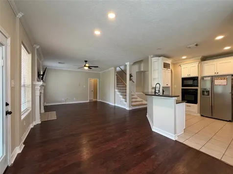 1113 Shadowbend Street Pearland TX 77581