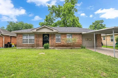 3032 Briarwick Lane Houston TX 77093