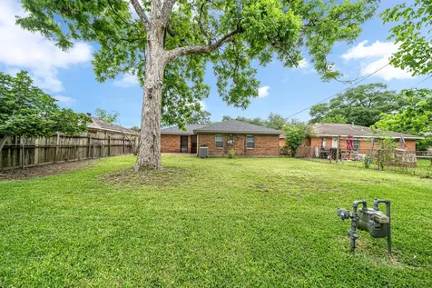 3032 Briarwick Lane Houston TX 77093