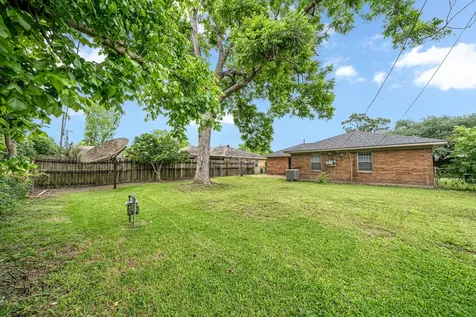 3032 Briarwick Lane Houston TX 77093
