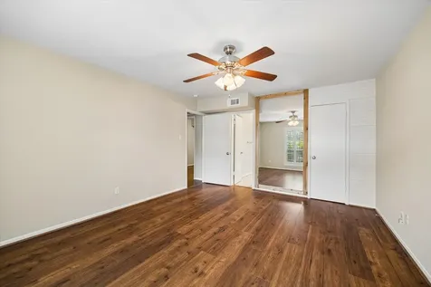 355 N Post Oak Lane 644 Houston TX 77024