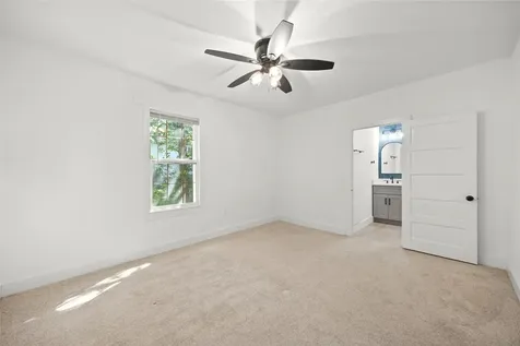 620 S Bell Street Bellville TX 77418