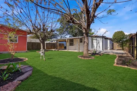 2716 Windsor Lane Pasadena TX 77506