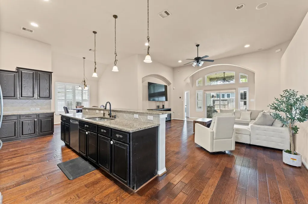 13811 Birney Point Lane Houston TX 77044