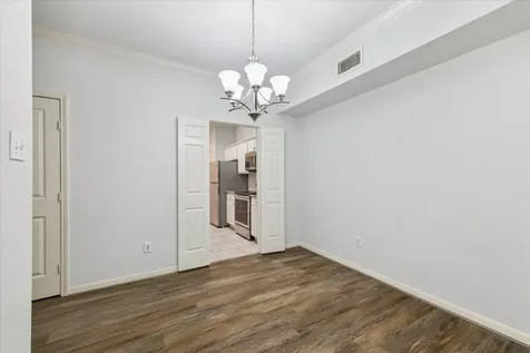 2255 Braeswood Park Drive 137 Houston TX 77030