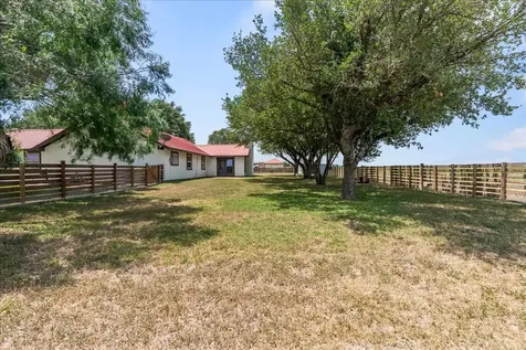 9795 County Road 2249 Sinton TX 78387