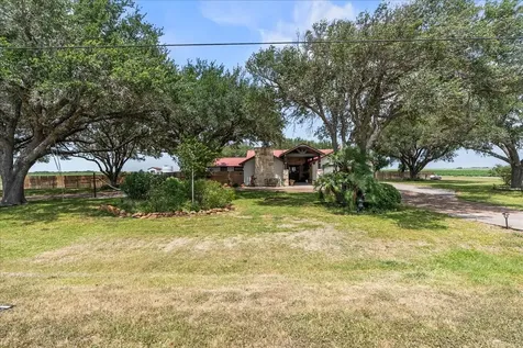 9795 County Road 2249 Sinton TX 78387