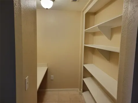 7575 Kirby Drive 1211 Houston TX 77030