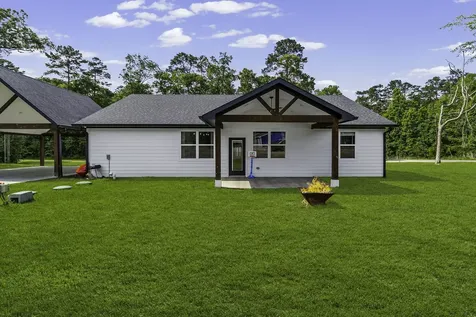 141 Summer Place Livingston TX 77351