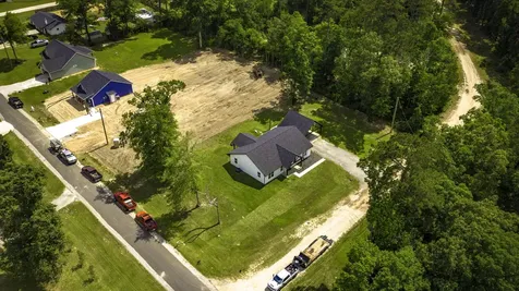 141 Summer Place Livingston TX 77351