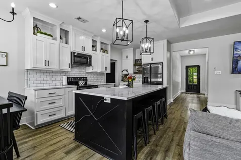 141 Summer Place Livingston TX 77351