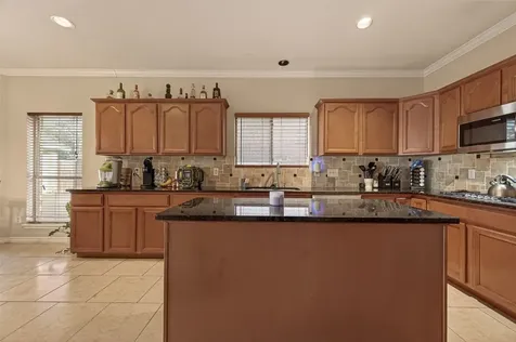 4231 Flora Drive Pasadena TX 77505