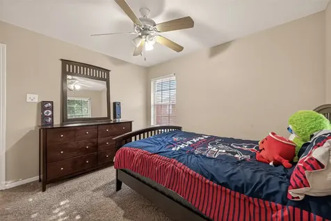 4231 Flora Drive Pasadena TX 77505