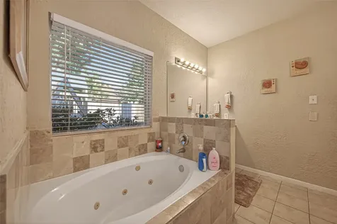 4231 Flora Drive Pasadena TX 77505